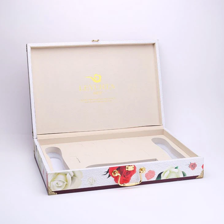 Unique Cosmetic Packaging With Colorful Pattern